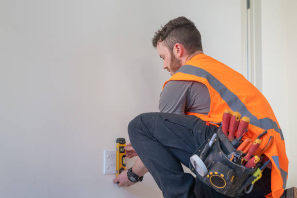 Best Electrical Installation Contractor  in Golf Manor, OH